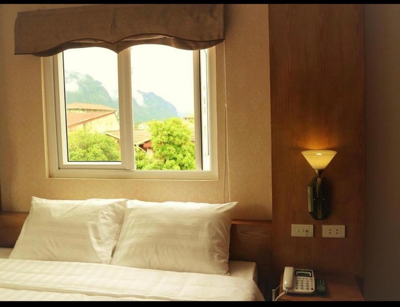 Vang Vieng Th Central Park Hotel Zewnętrze zdjęcie